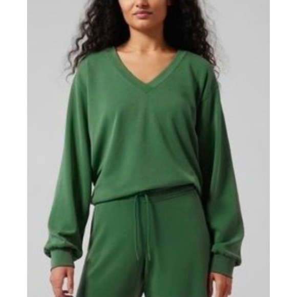 Athleta Green V-Neck UPF 50 Seasoft Willow Sweatshirt - Picture 1 of 6